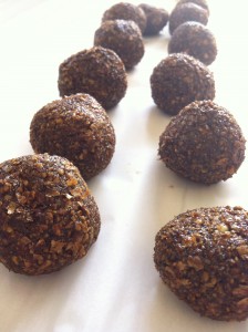 magnusium protein balls by eatmsart gold coast dietitians